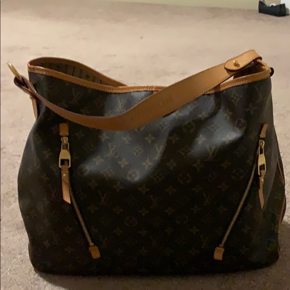 AUTHENTIC LOUIS VUITTON GM DELIGHTFUL